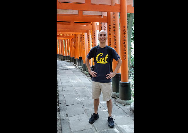 Visiting the Fushimi Inari Shrine in Kyoto, Japan